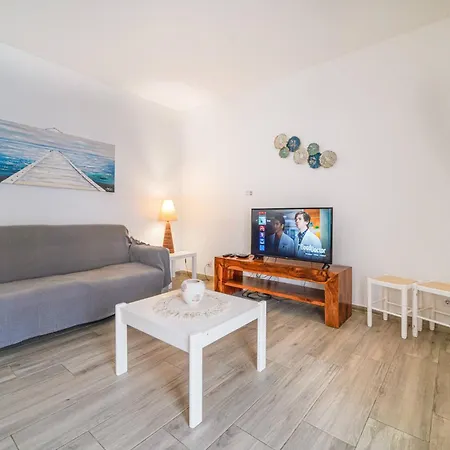 Villa San Remo By Mtphomes